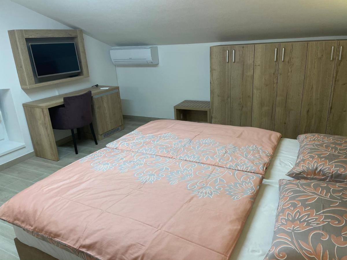 Pobegi Villa Sanela מראה חיצוני תמונה